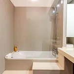 Apartment Cais Sodre Spacious Lisbon