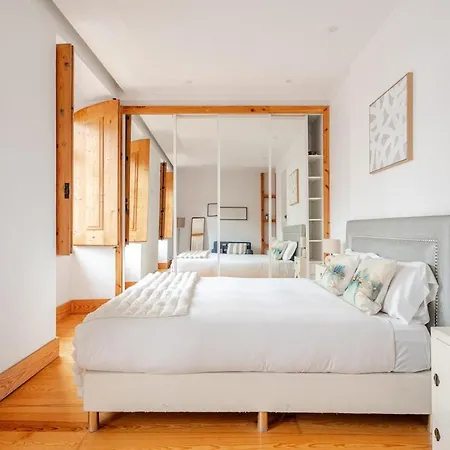Apartment Cais Sodre Spacious Lisbon