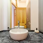 Cais Sodre Spacious Апартаменты